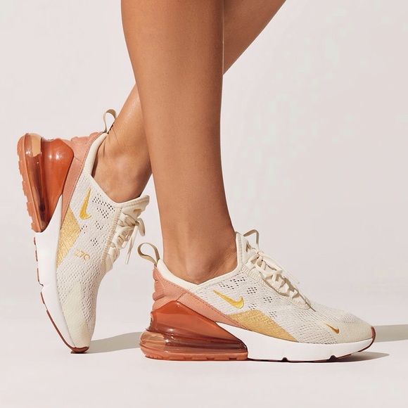 nike air max 270 light cream metallic gold